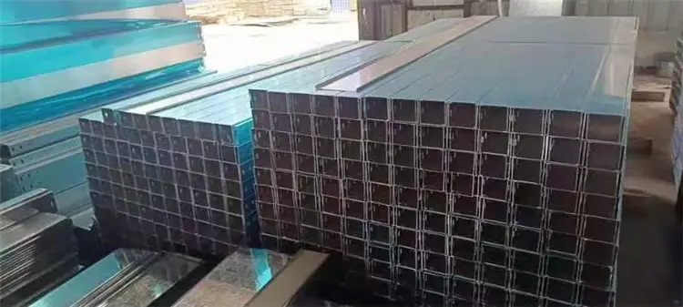 電纜橋架如何定制-八達通線管橋架